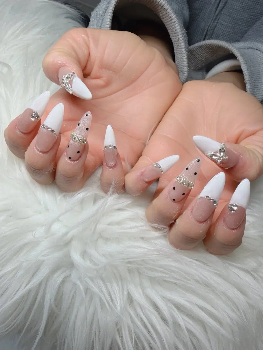 ネイル Lee Nailsのネイルデザイン