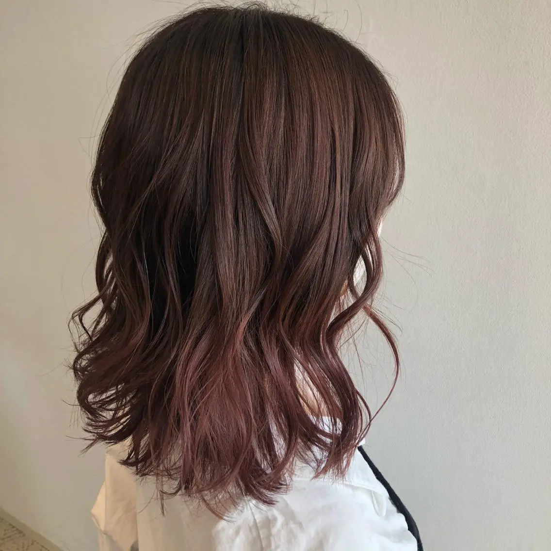 ミディアム 澤村 亜衣理のヘアスタイル