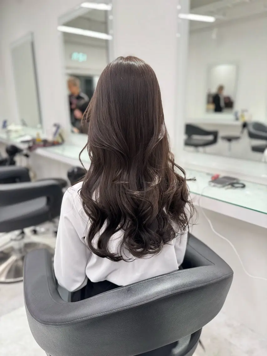 ロング カラー ヘアアレンジ ヘアカラー ブリーチ無し透明感 🕊AZUSAのヘアスタイル