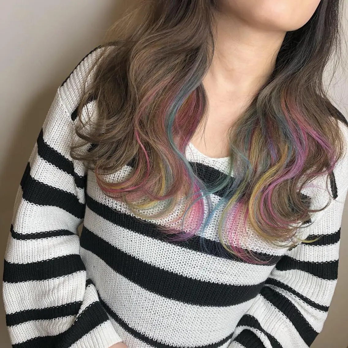 ミディアム カット ヘアカラー トリートメント 髪質改善 カラー専門店のヘアスタイル