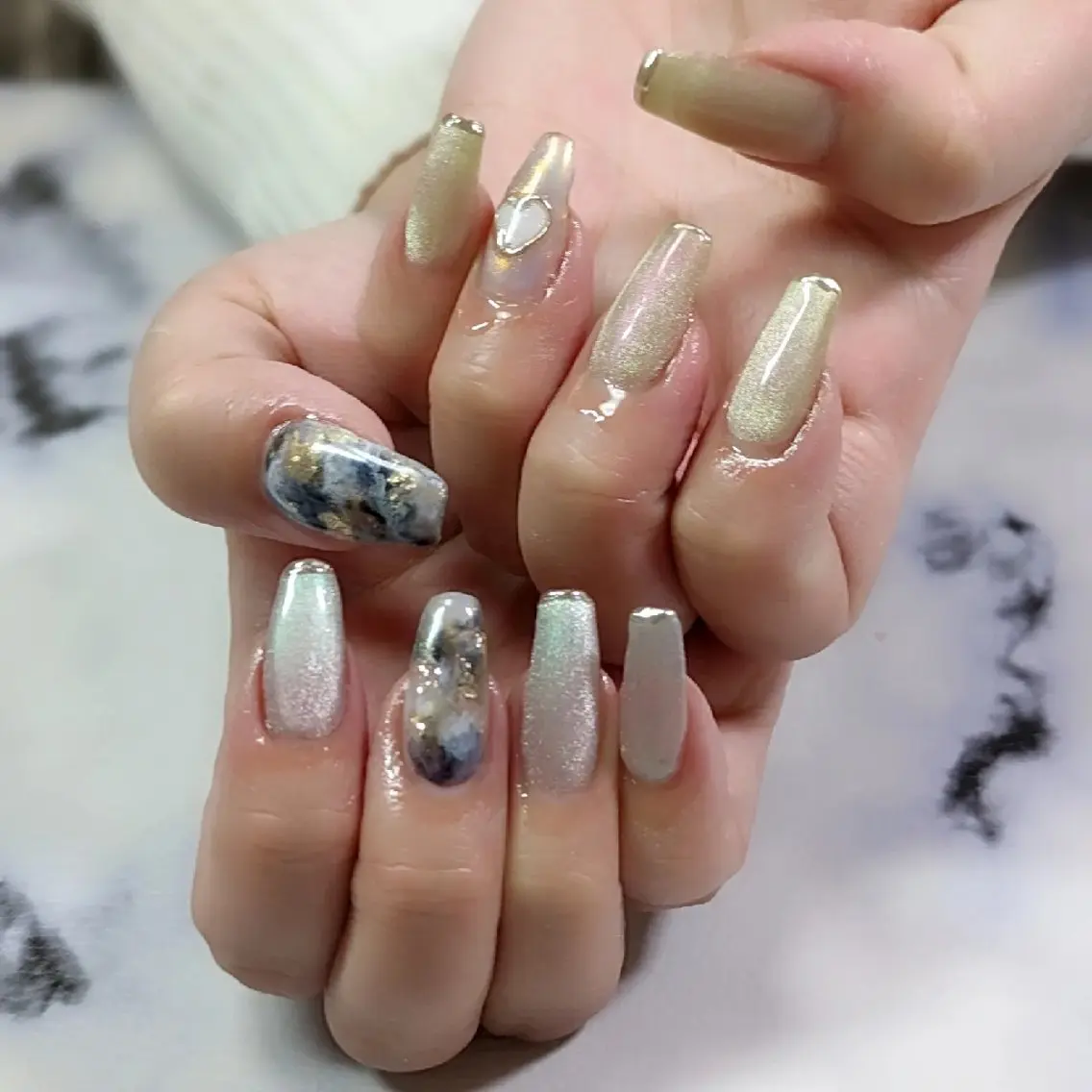 ネイル ニュアンスネイル m&pPrivate nailsalonのネイルデザイン