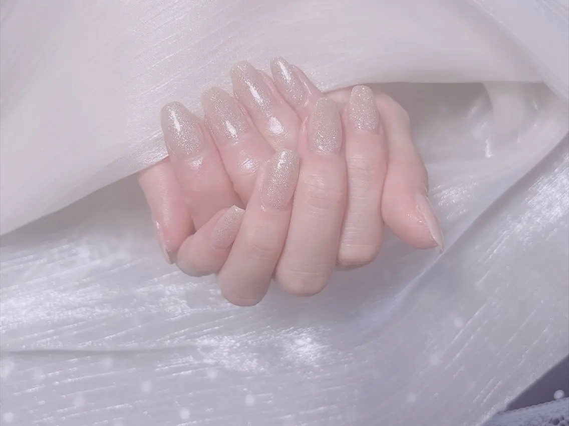 ネイル ハンドネイル KARI ネイルサロンのネイルデザイン