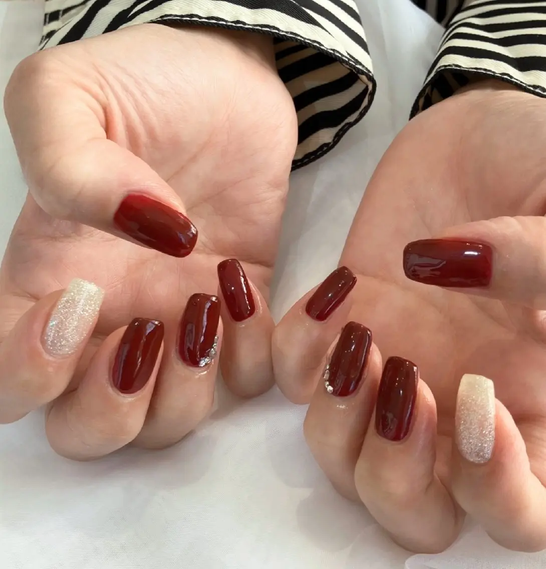 ネイル ボルドー ハンドネイル felicita fumi🩷のネイルデザイン