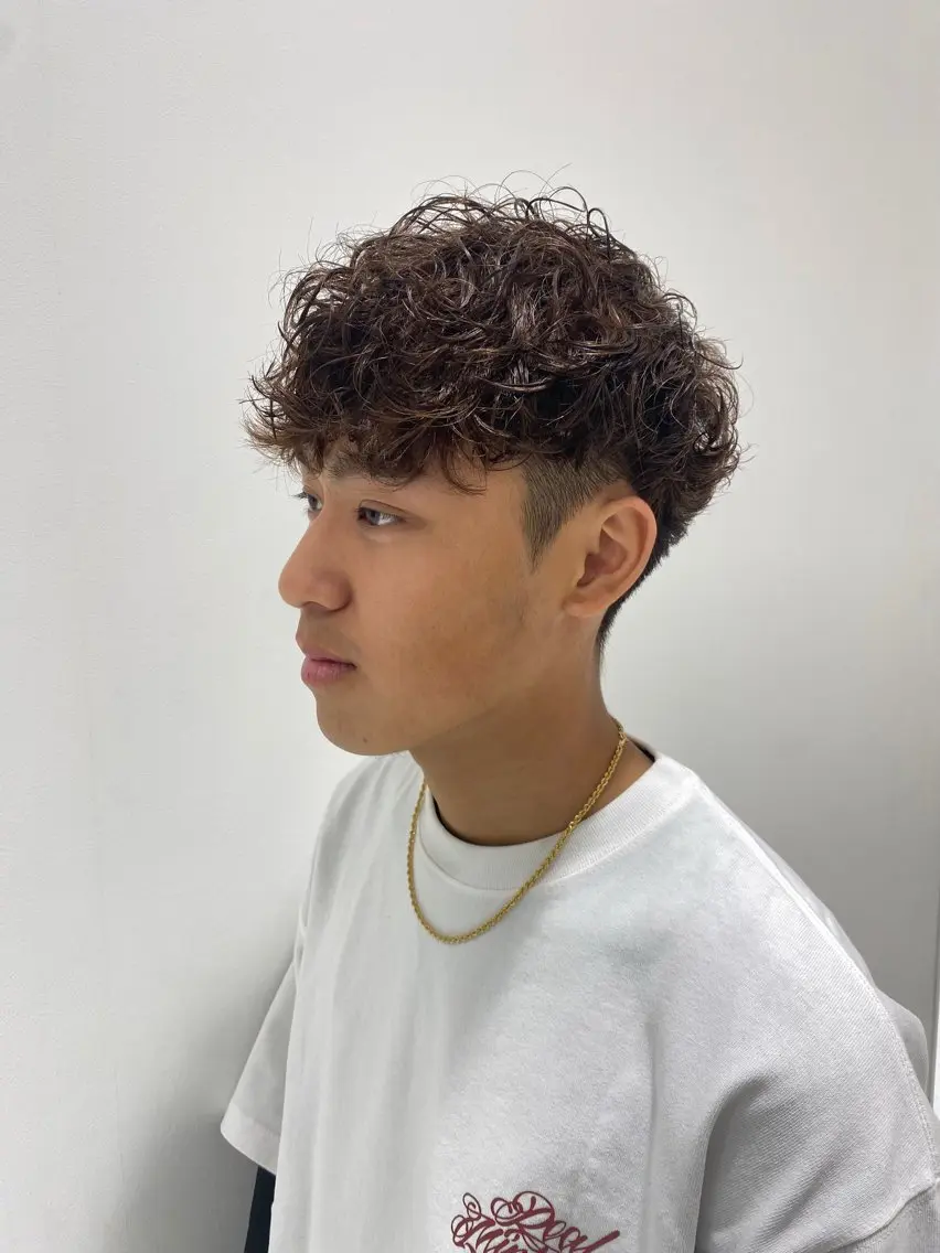 メンズカット&パーマ&カラー(前処理ケアトリートメント付き)の写真