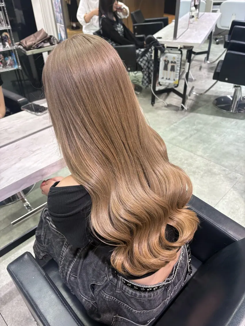 ロング カラー ヘアカラー トリートメント オタク美容師/ 推しカラー/ミクのヘアスタイル