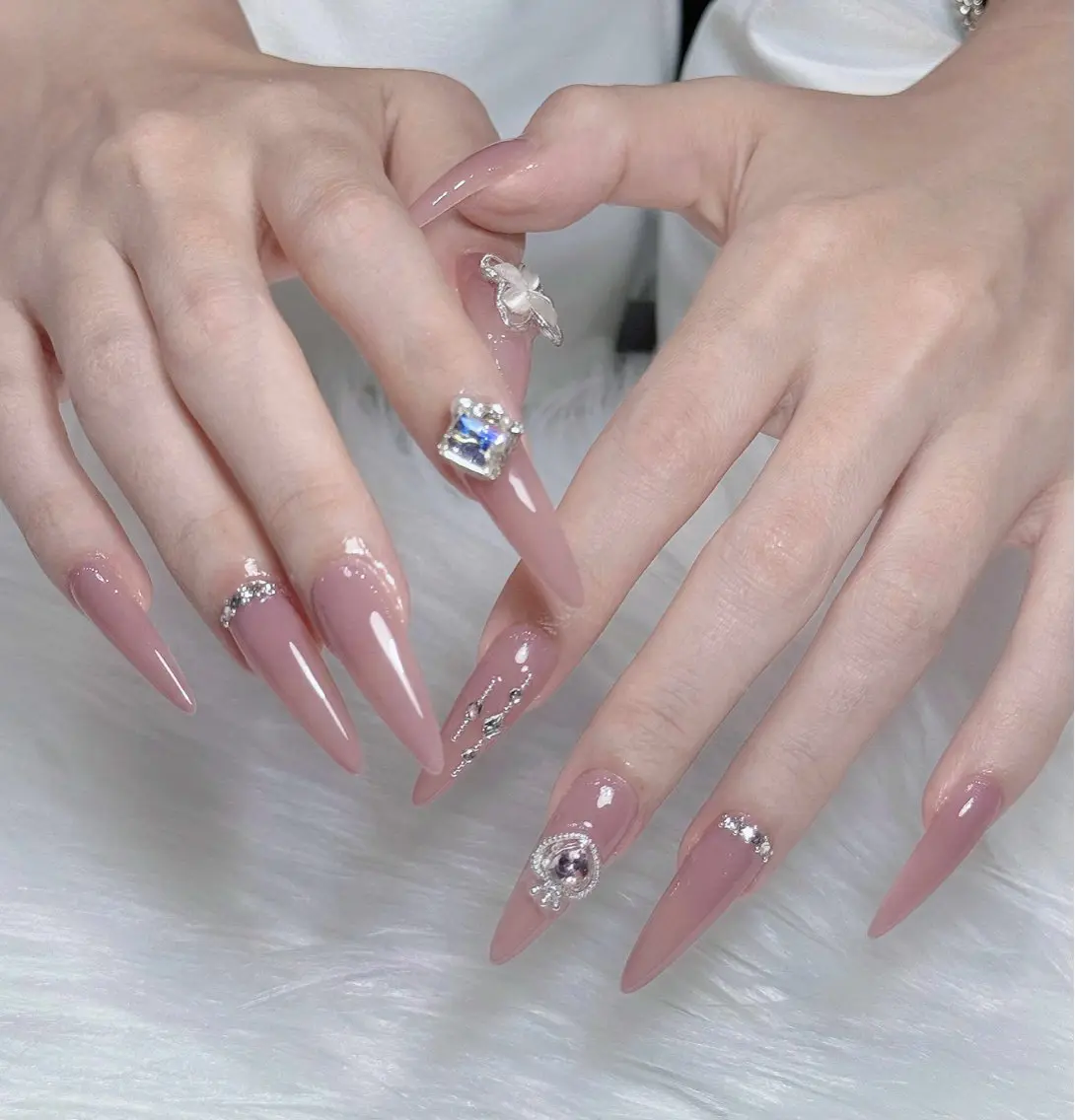 ネイル ハンドネイル AKIKO NAILのネイルデザイン