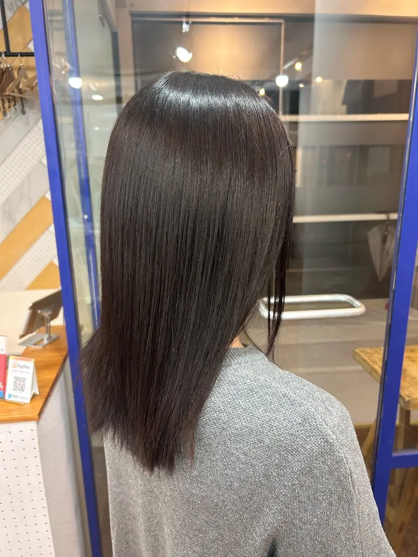 かがやしづ ⭐️カラーモデルのヘアスタイル