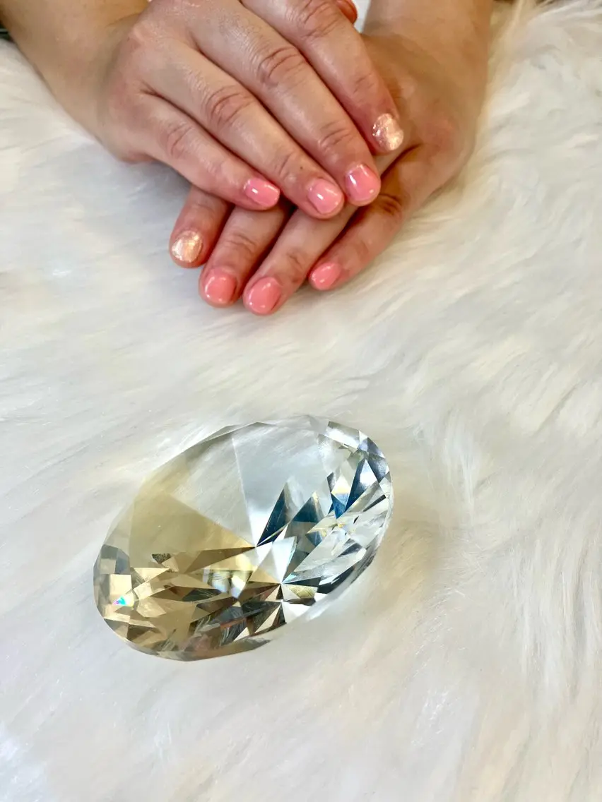 ネイル キラキラネイル ピンク ハンドネイル ハンドケア relax&nail Rのエステ・リラクイメージ