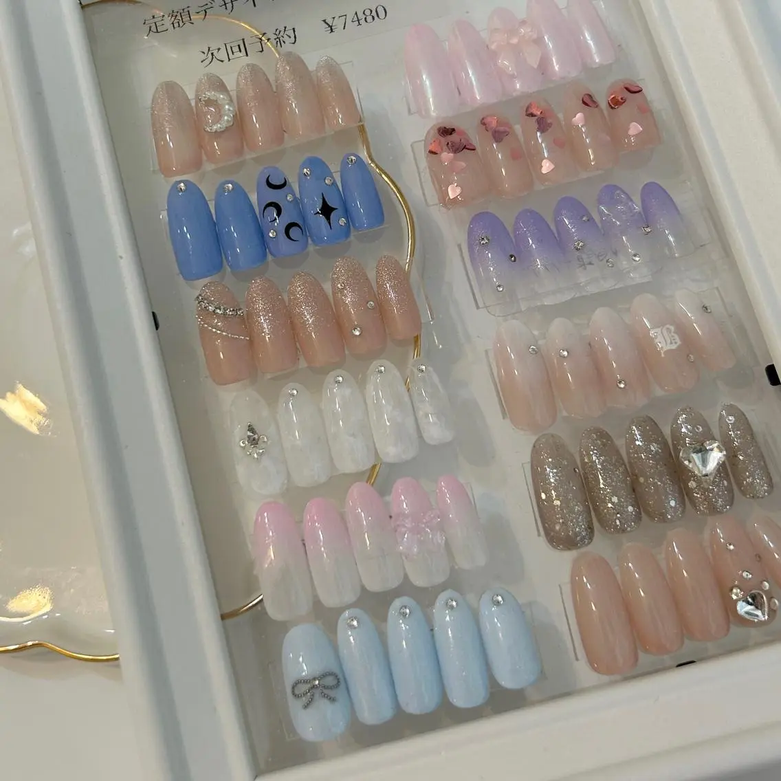 ネイル ハンドネイル ViViA momokaのネイルデザイン