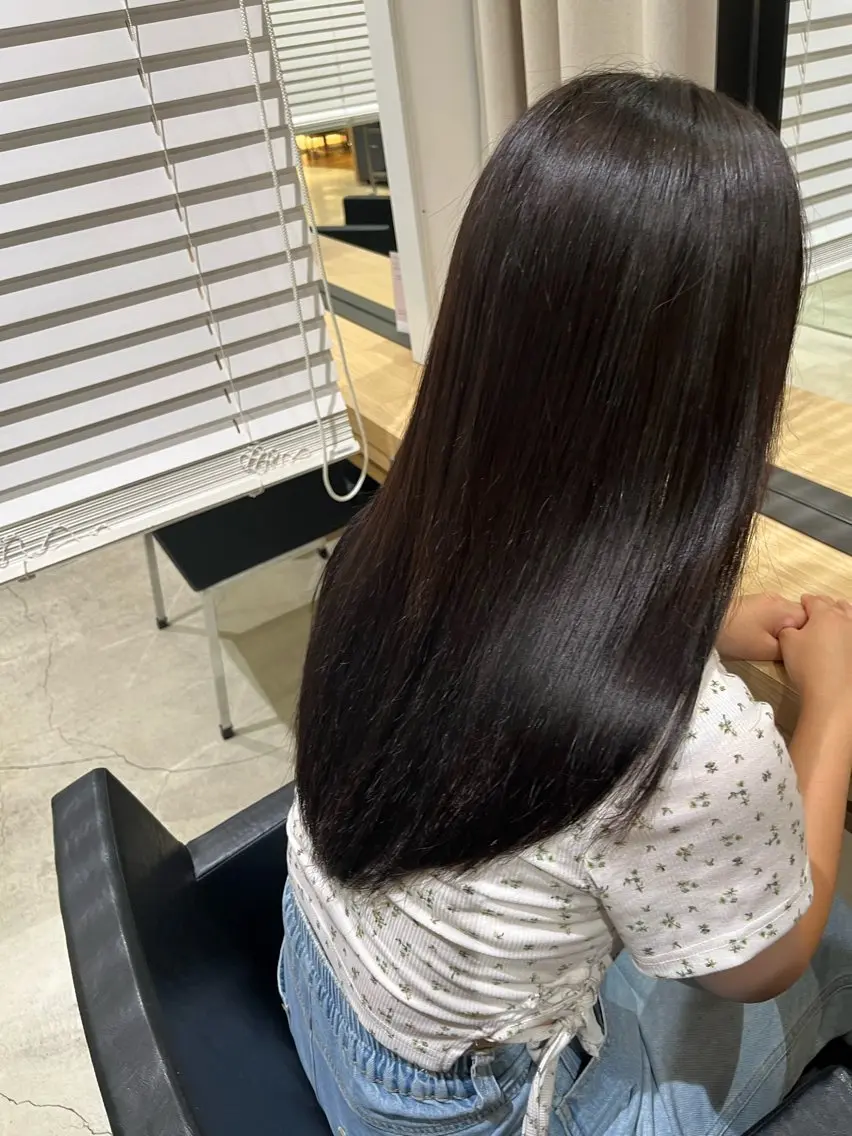 ロング 髪質改善 もろとみ れいらのヘアスタイル