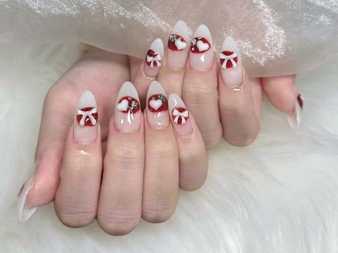 ネイル ハンドネイル ハンドケア エクラ ネイルのネイルデザイン
