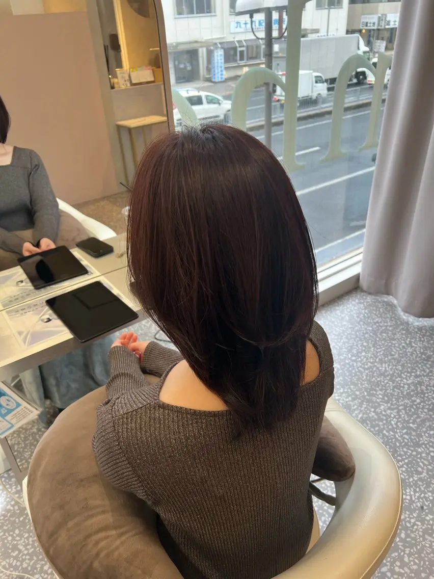 ミディアム カラー ブラウンカラー ピンクカラー ピンクブラウン カット ヘアカラー Naru┆川西能勢口 ┆髪質改善のヘアスタイル