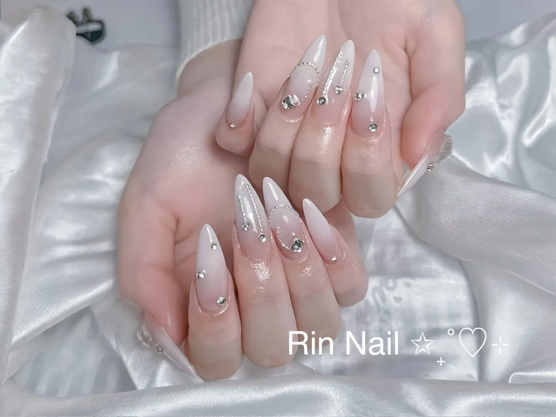 ネイル チークネイル フラッシュネイル フラワーネイル フットネイル ジェルネイル ハンドネイル Rin Nail Shinokuboのネイルデザイン