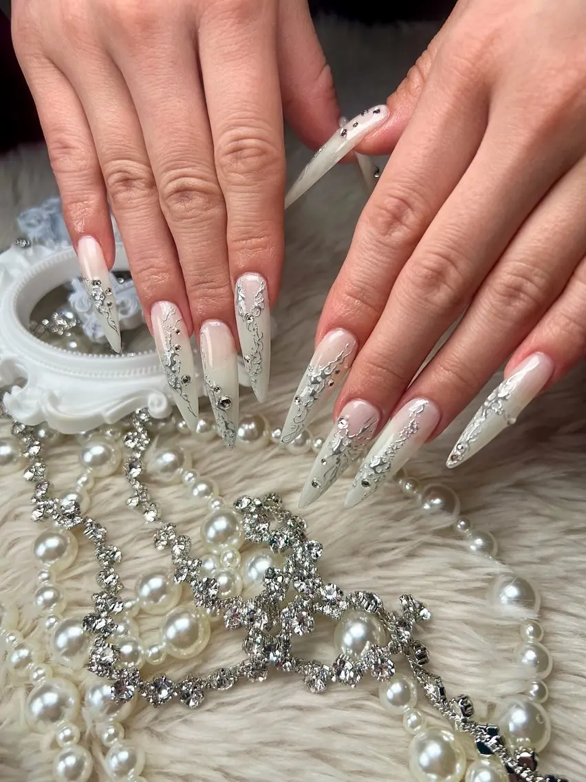 ネイル ハンドネイル ハンドケア Rits Nail 👽HARUTOのネイルデザイン