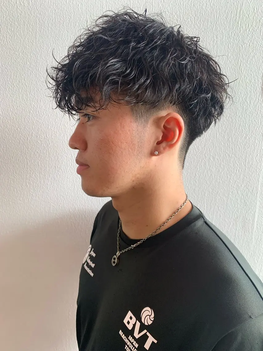 ショート パーマ メンズ カット パーマ イーストハムネオ高木 亮人🌿のヘアスタイル