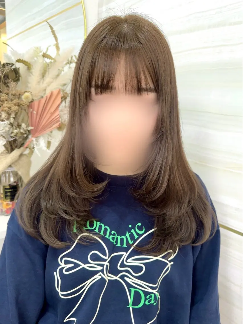 セミロング カラー ベージュカラー ブラウンカラー ハイトーンカラー 韓国風ヘア レイヤーカット カット トリートメント 🦋高瀬寛菜🦋 韓国/ブリーチのヘアスタイル