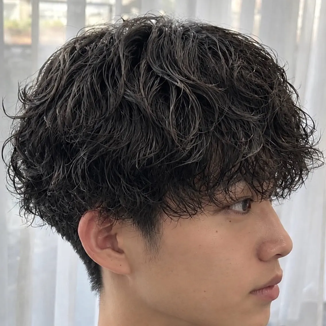ショート パーマ メンズ メンズパーマ カット パーマ momo🎀毛流れ ニュアンス/シャドウのヘアスタイル