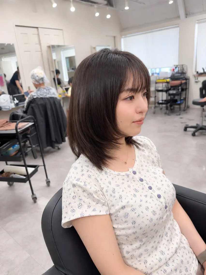 ミディアム カット ヘッドスパ 🫧とぅるん艶髪🫧 透明感カラー×猿渡のヘアスタイル