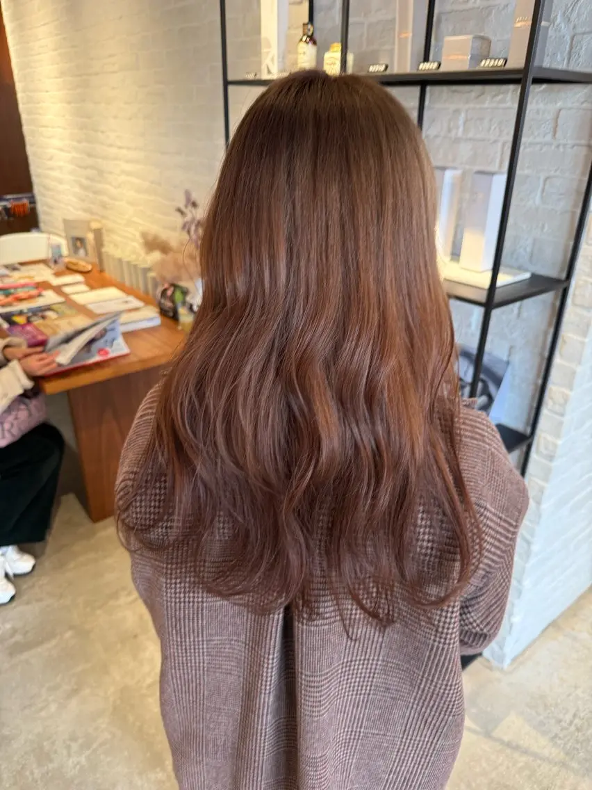 ロング 実子 /透明感カラーのヘアスタイル