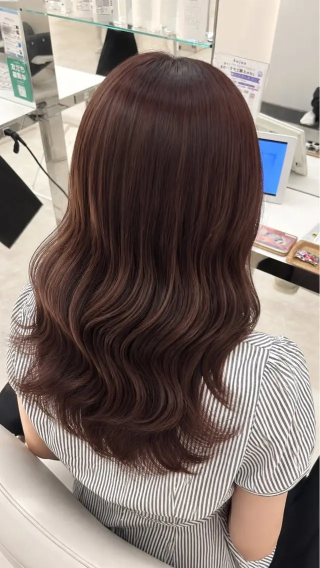 セミロング ハイトーン🌟/ 艶カラー/あこ🎀のヘアスタイル
