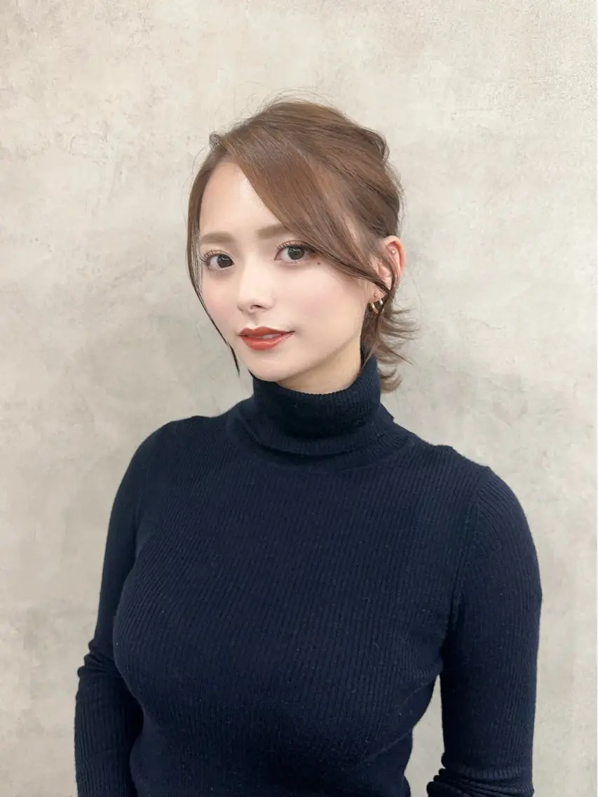 ミディアム カラー ヘアアレンジ ベージュカラー 透明感カラー カット ヘアカラー トリートメント 境町/透明感カラー/ レイヤー/中茎涼太のヘアスタイル