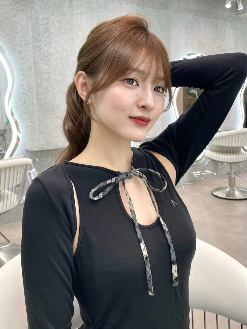 ミディアム カラー ヘアアレンジ ミディアムレイヤー ベージュカラー ブリーチ 透明感カラー ダブルカラー カット ヘアカラー トリートメント ヘアセット 縮毛矯正ブリーチなし 🍒❤ゆうきのヘアスタイル