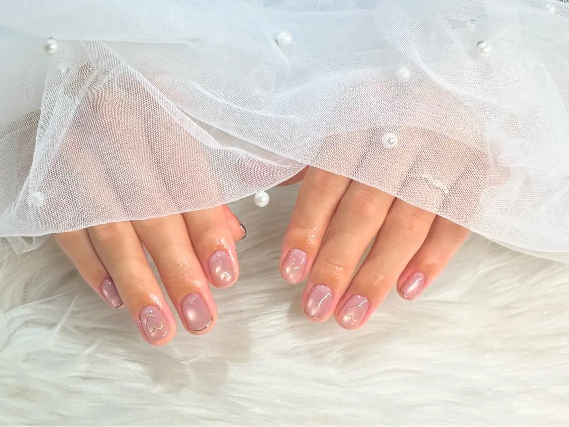 ネイル ハート マグネットネイル ミラーネイル ピンク Viel💅 〜yuki〜のネイルデザイン