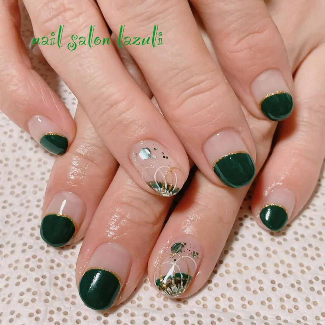 ネイル フラワーネイル フレンチネイル ジェルネイル パラジェル ピーコックネイル ハンドネイル nail salon lazuliのネイルデザイン