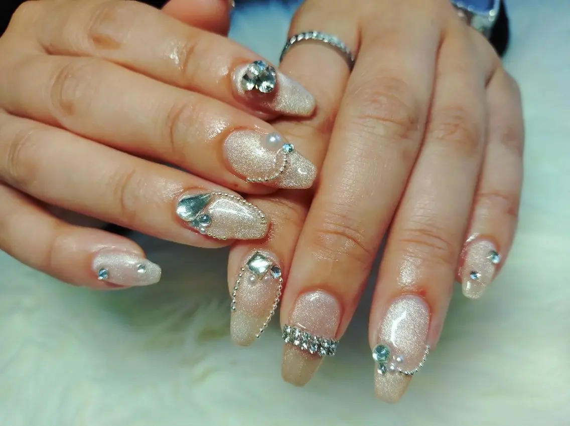 ネイル &A.nail .のネイルデザイン