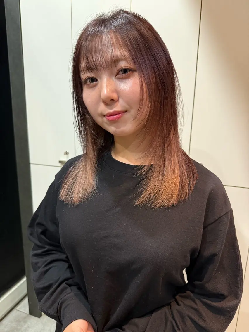 ミディアム ヘアカラー 松下 愛生のヘアスタイル