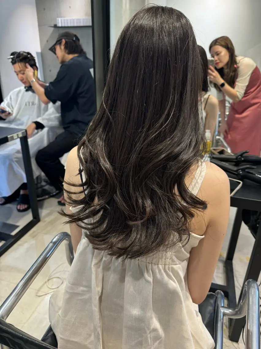 セミロング カラー パーマ ヘアアレンジ 透明感/オリーブ/ グレージュ/YUKAのヘアスタイル