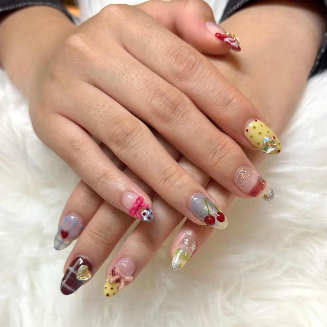 ネイル ハンドネイル SHIMA YURIEのネイルデザイン