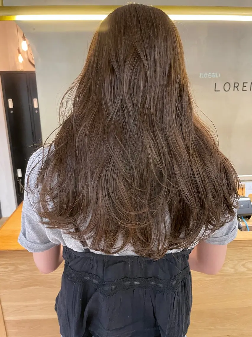 ロング 透明感カラー 🎀エリコ🌈のヘアスタイル
