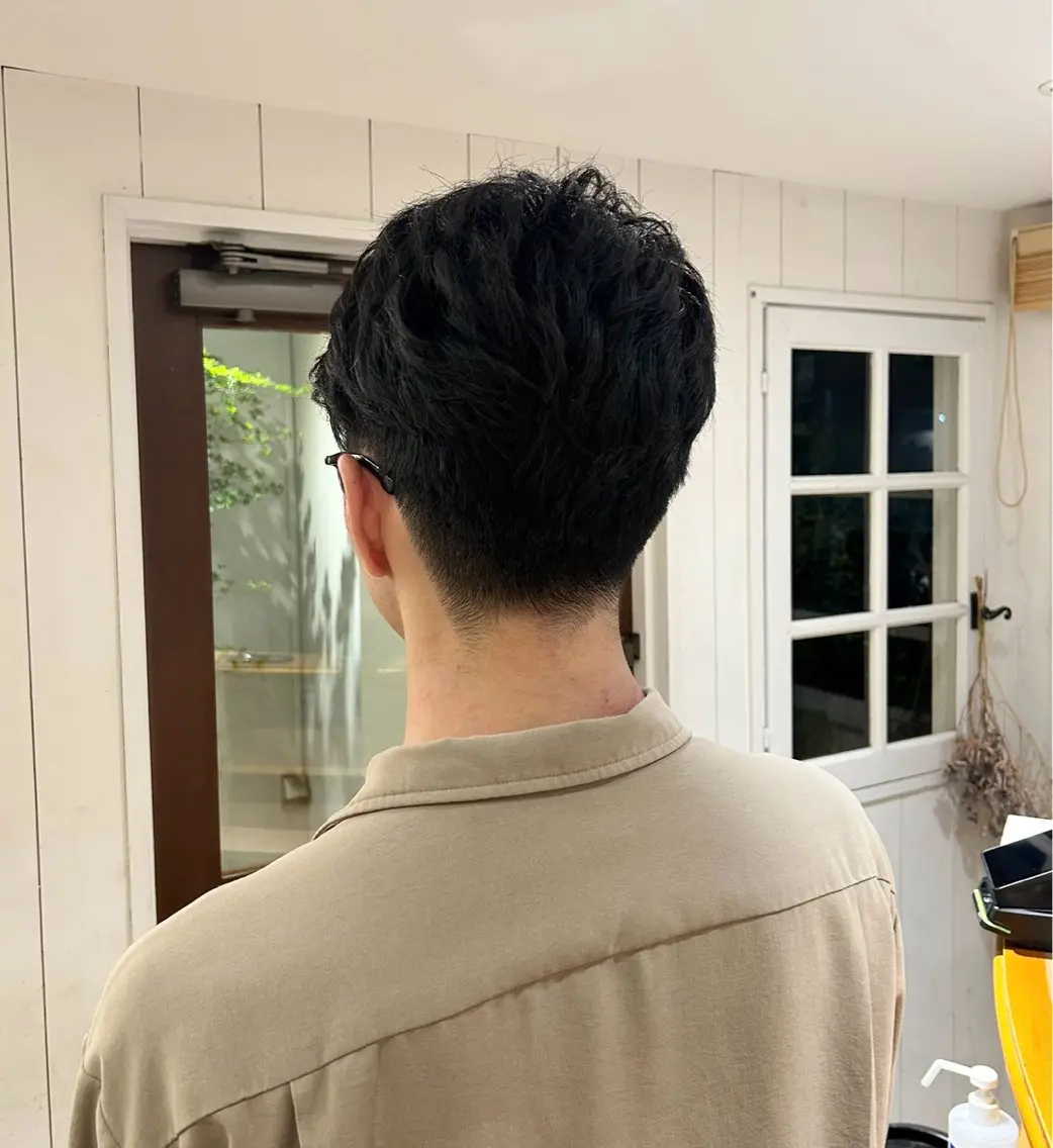 メンズ マッシュ 刈り上げ カット yusa🌿‬レイヤ ー/赤みなしカラーのヘアスタイル