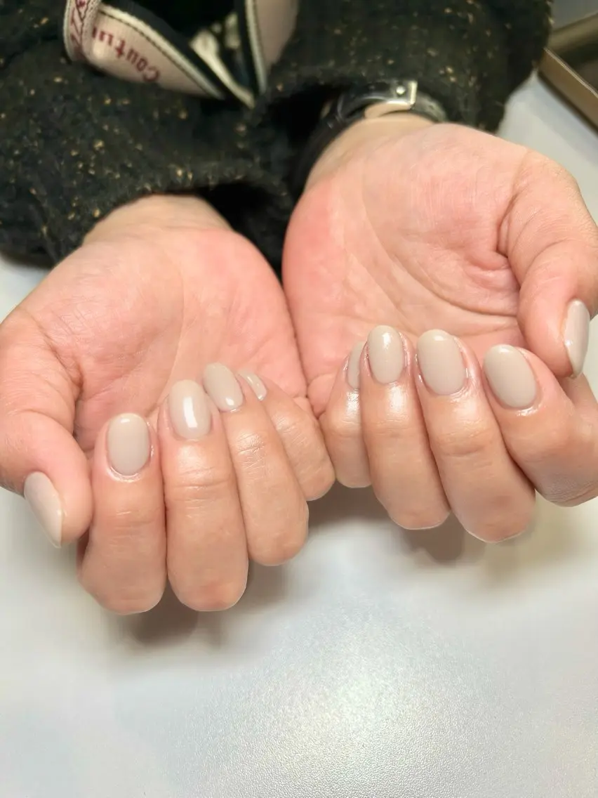 ネイル ワンカラーネイル ハンドネイル welina Miyukiのネイルデザイン