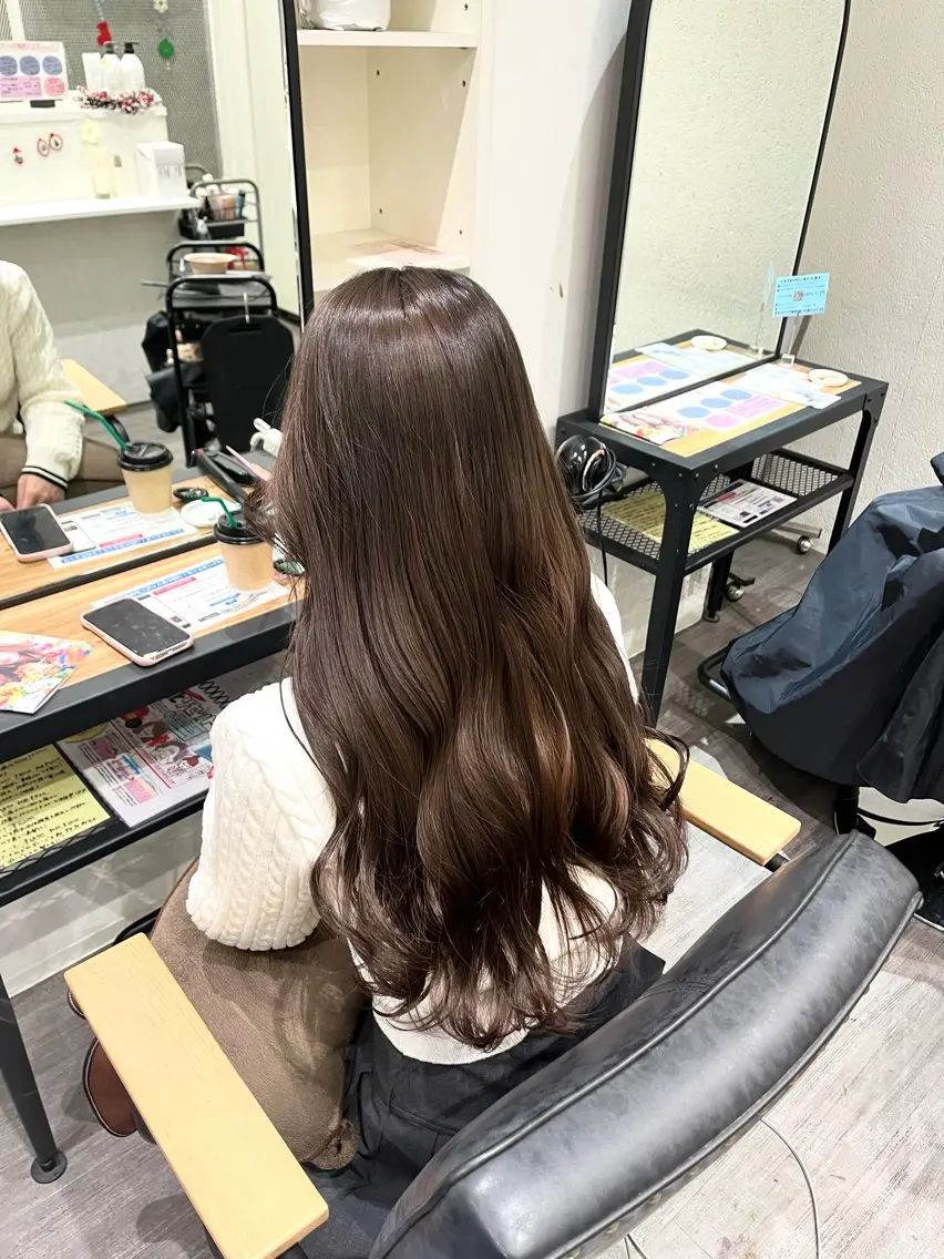 ロング カラー ブラウンカラー チョコレートブラウン ヘアカラー cocotte🫧 絹村 琴美のヘアスタイル