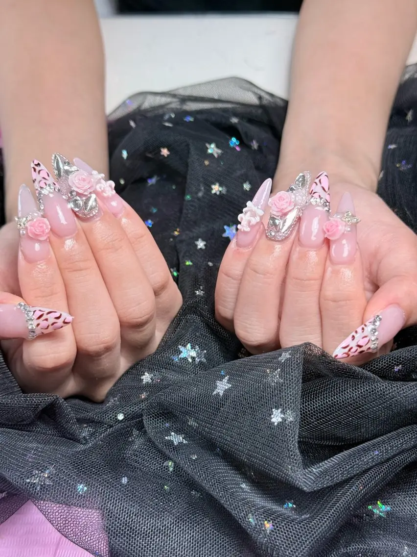 ネイル ハンドネイル Huynnail Shinjukuのネイルデザイン