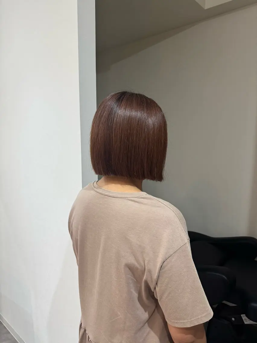 ショート カラー 大人な抜け感レイヤー remi🖤のヘアスタイル