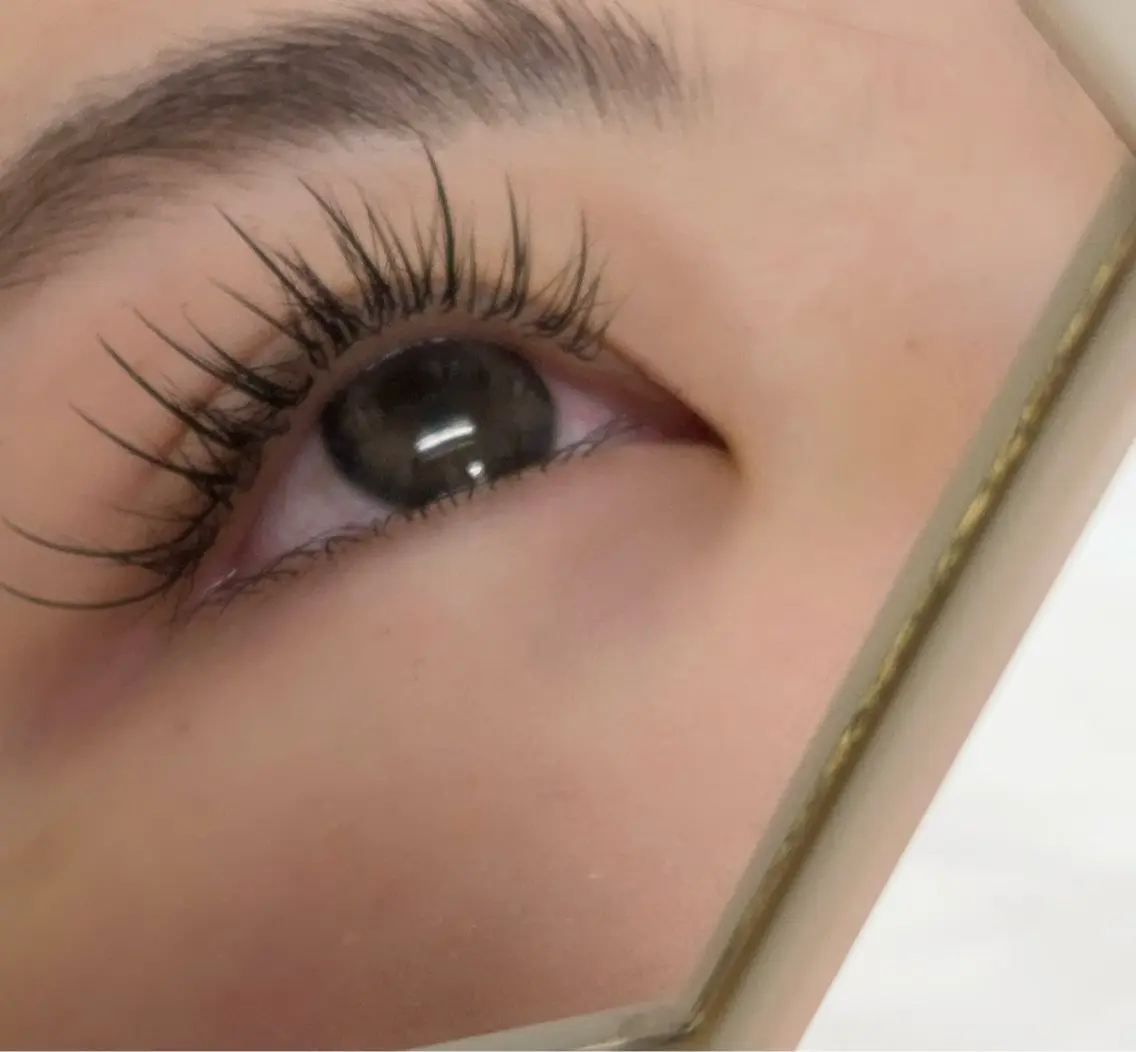 マツエク・マツパ F & T eyelashのマツエク・マツパデザイン