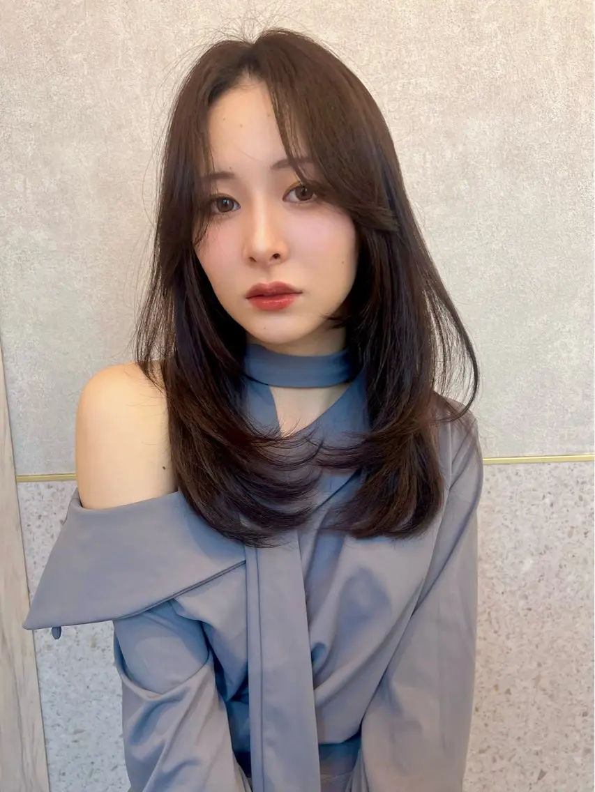 ロング カラー レイヤーカット カット ヘアカラー トリートメント レイヤー/ミディアム /ボブ/新宿のヘアスタイル
