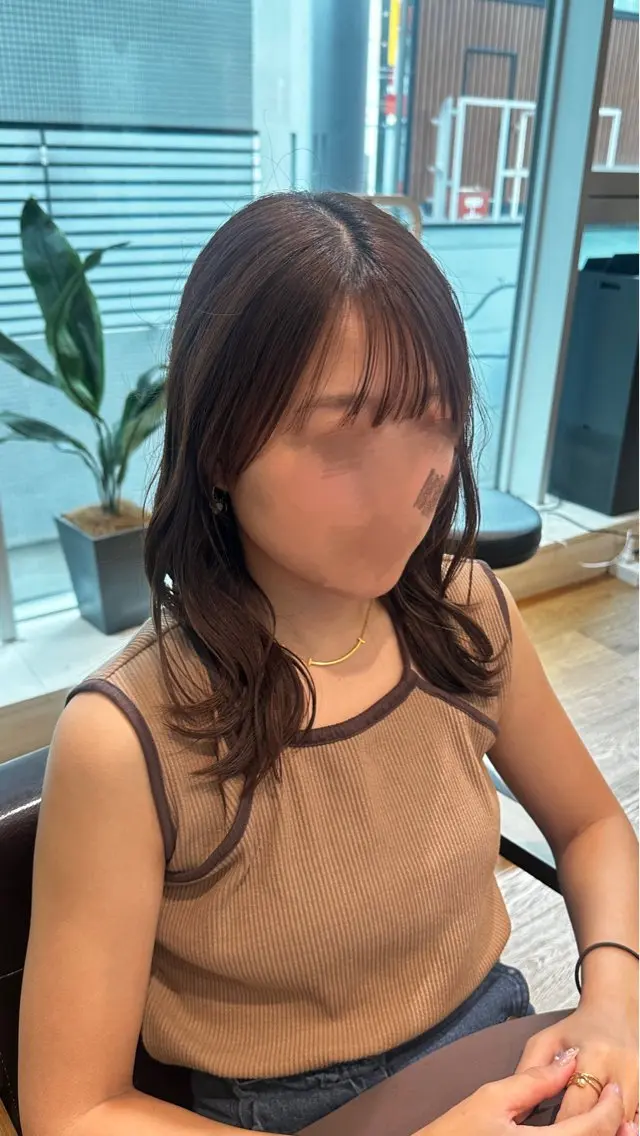 ミディアム カット 後藤 梨乃のヘアスタイル