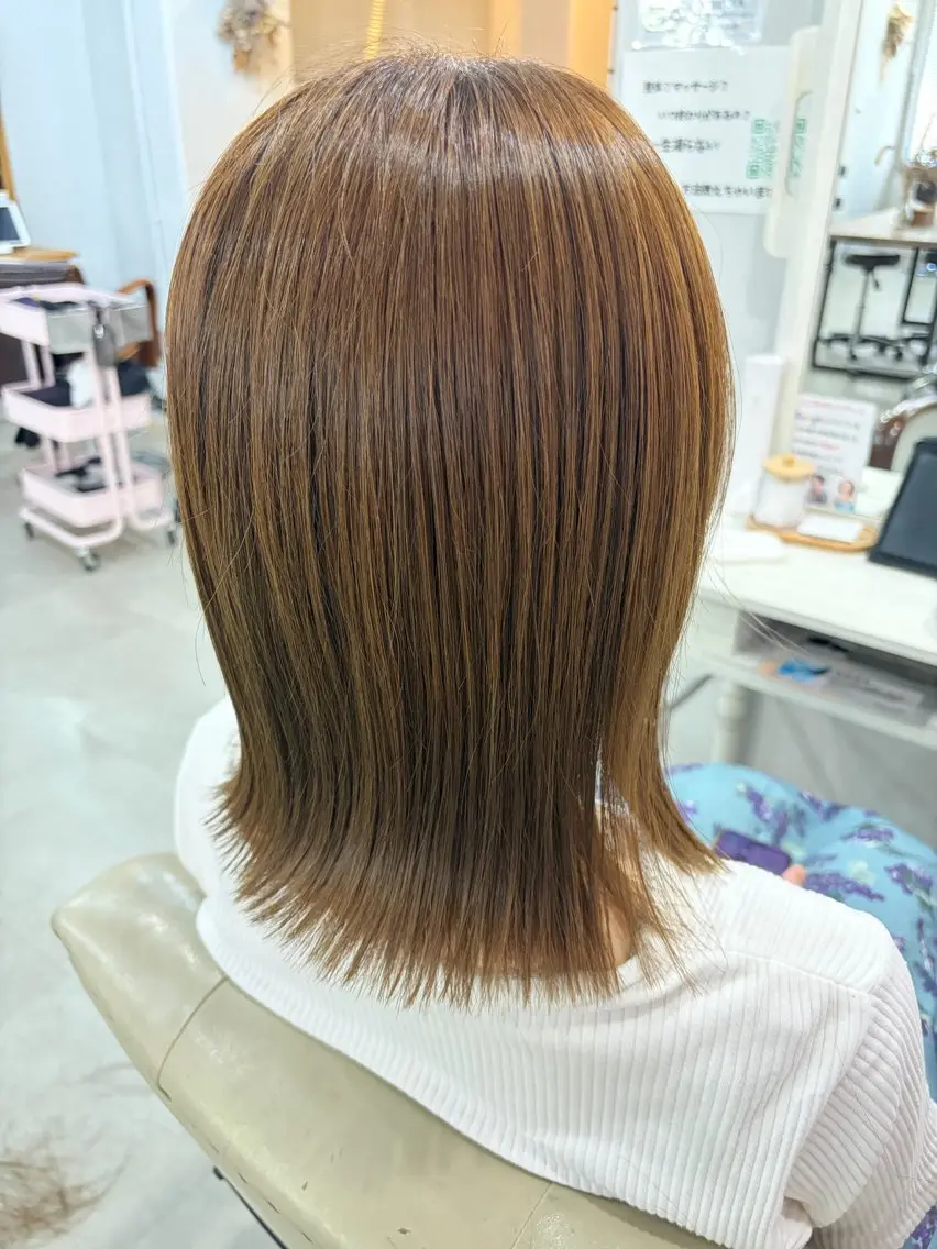 ミディアム ヘアカラー 艶髪🫧透明感 💎岡庭春菜🎀のヘアスタイル