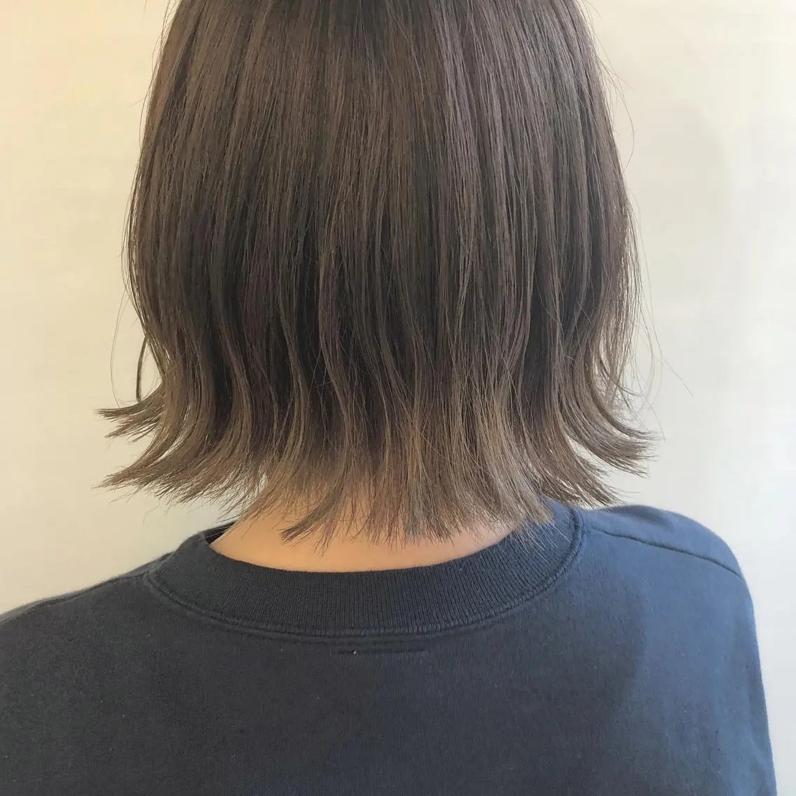 ショート ボブ カット ヘアカラー 齋藤 咲のヘアスタイル
