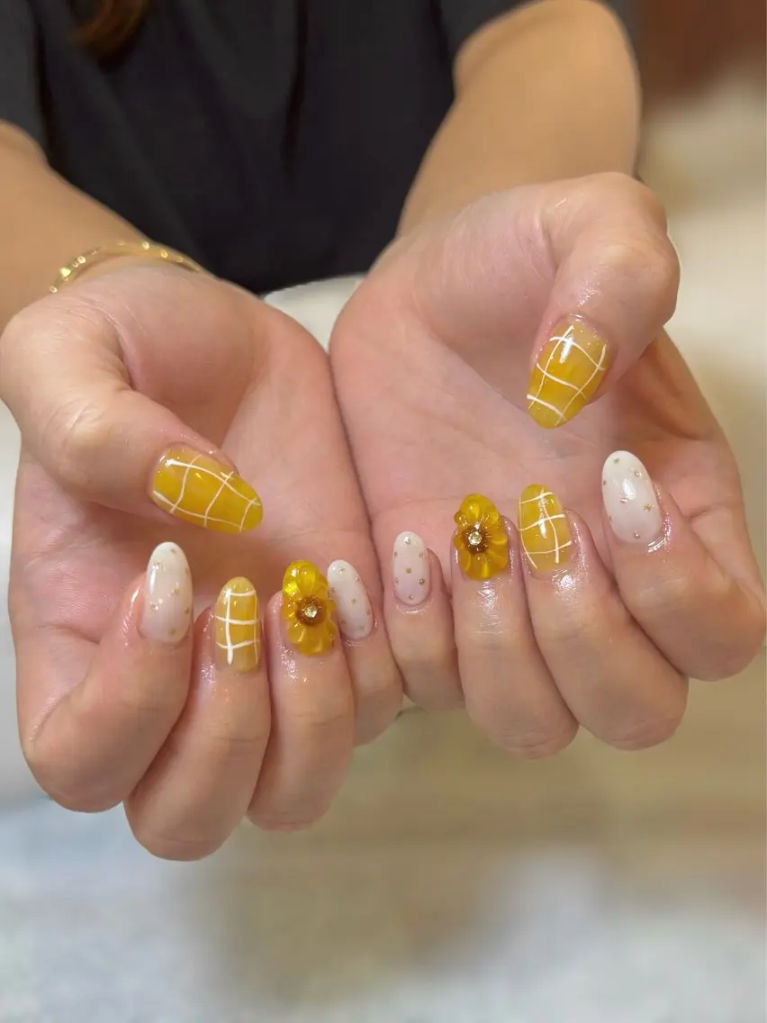 ネイル yuzuki Felice東川口のネイルデザイン