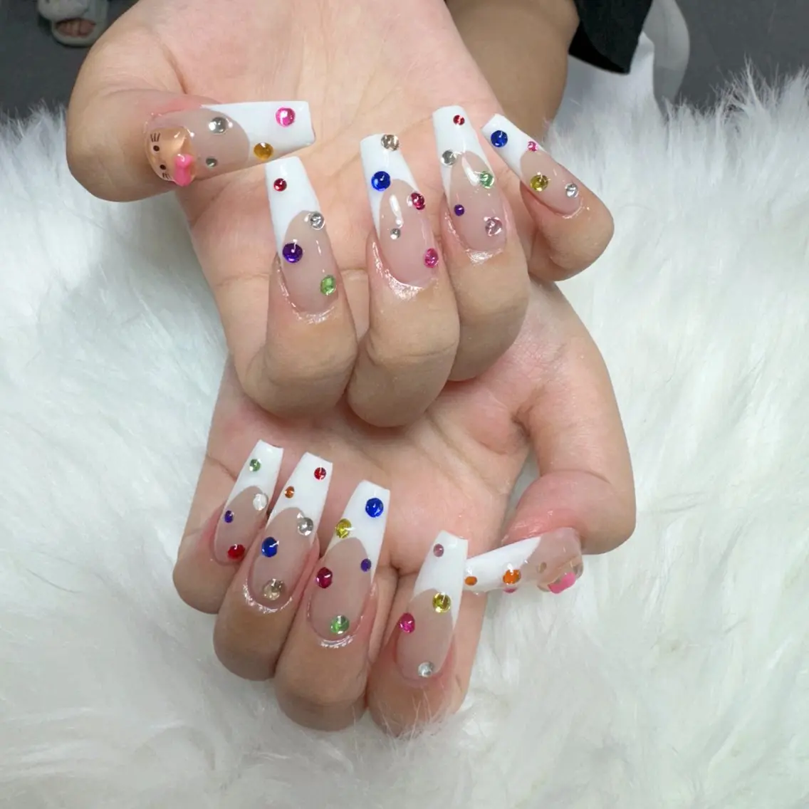 ネイル ハンドネイル 🎀nana🫧 ワンホンネイル🎀のネイルデザイン