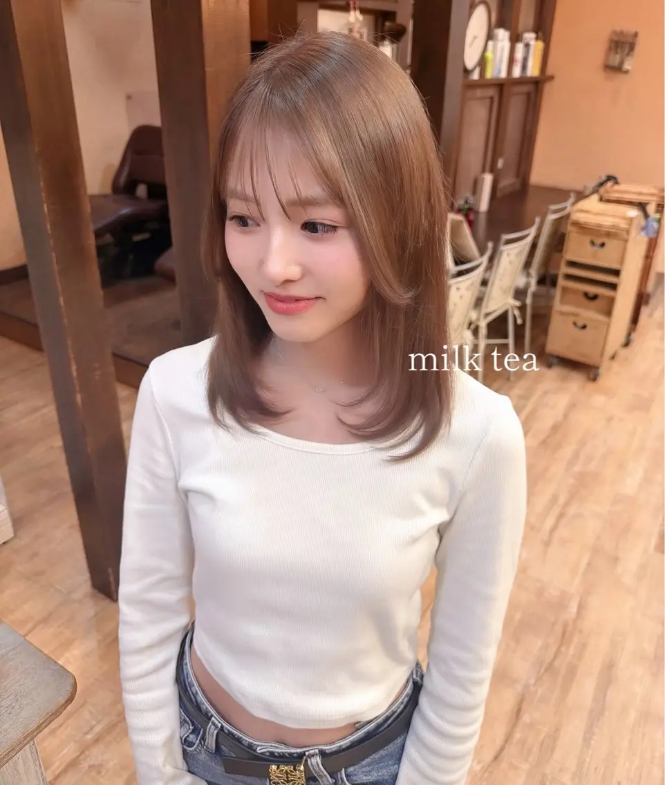 セミロング ヘアカラー トリートメント Moremuu/ MAIKA🎀のヘアスタイル