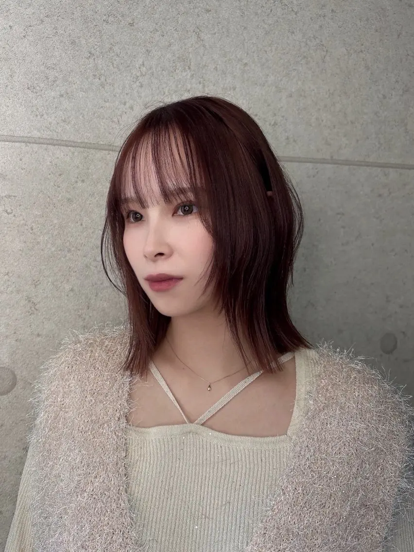 ミディアム カット ヘアカラー STAYGOLD⭐️ NANAMIのヘアスタイル