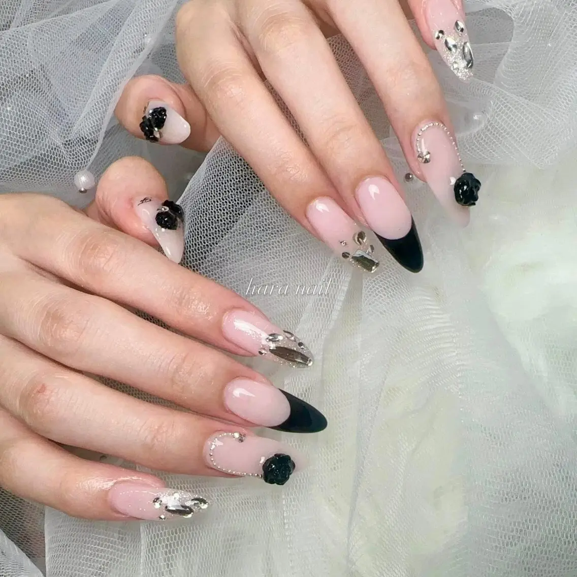 ネイル フットネイル フレンチネイル グラデーション 韓国ネイル マグネットネイル ハンドネイル ハンドケア Hara Nail 【持ち込みOK】のネイルデザイン