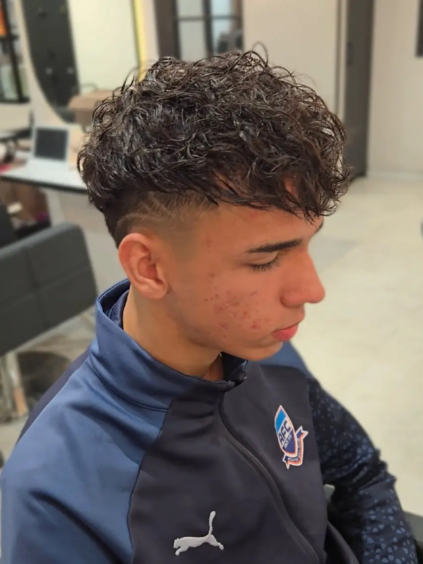メンズ ミディアム パーマ スペインカール カット パーマ ヘアセット LEN名古屋/パーマ 海外ヘア/メンズ特化のヘアスタイル