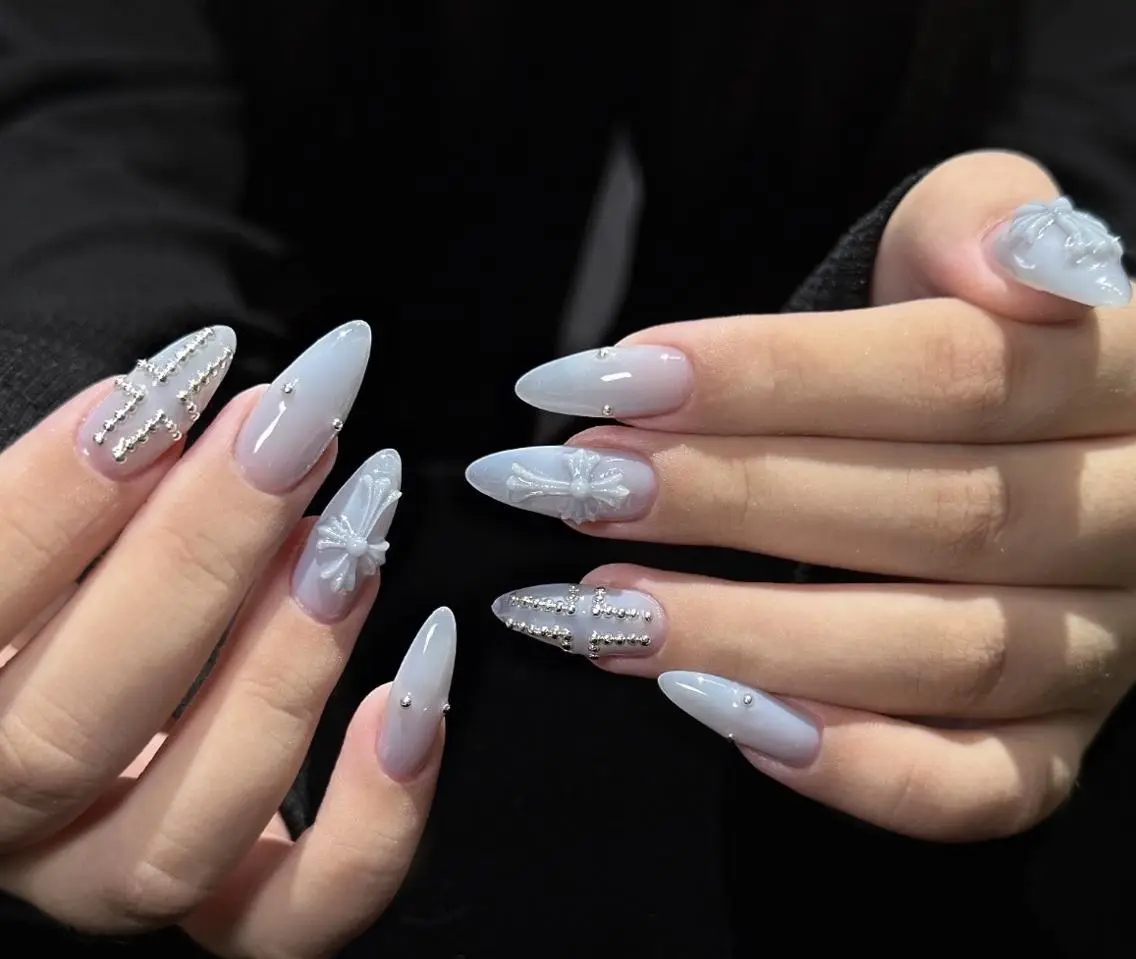 ネイル ハンドネイル 🎀 Ayaka_nailのネイルデザイン